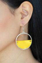 Load image into Gallery viewer, Seashore Vibes - Yellow
