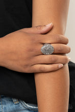 Load image into Gallery viewer, Test Your LUXE - Silver